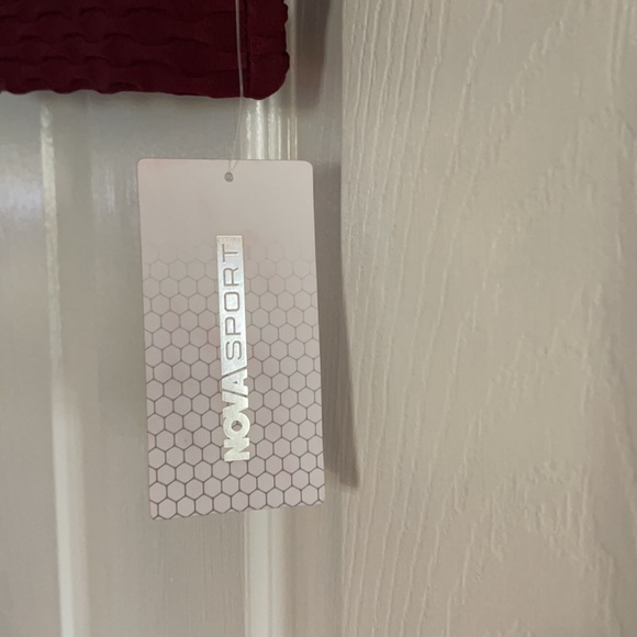 Sports bra - Picture 2 of 3